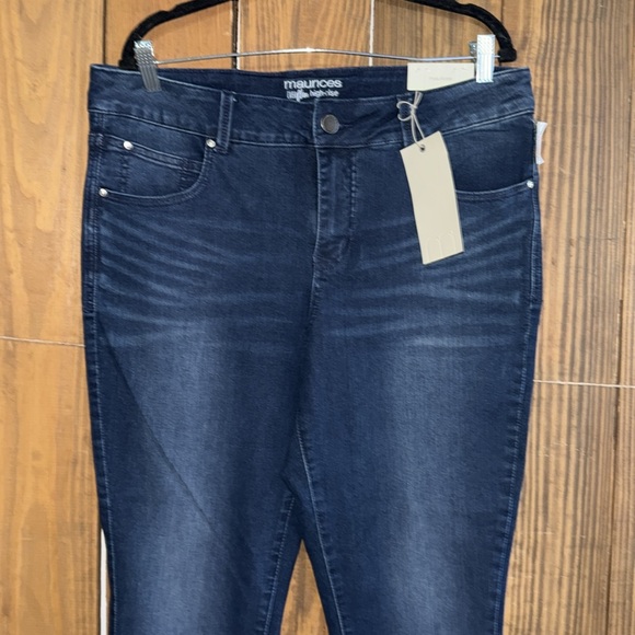 Maurices Women’s Skinny Jeans - Picture 2 of 9